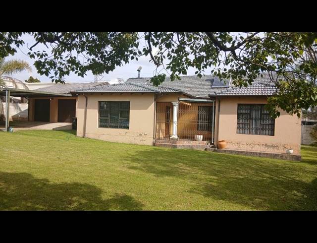 3 BEDROOM HOUSE FOR SALE IN NORKEM PARK